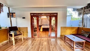 Deluxe Triple Room, 1 Bedroom, Non Smoking, Private Bathroom | Egyptian cotton sheets, premium bedding, down duvets, pillow-top beds