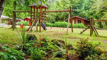 Children’s play area – outdoor