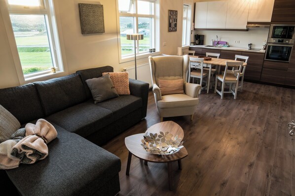 Living area - Breidamyri Farm Apartments (Laugar)