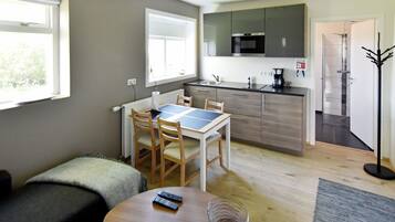 Comfort Apartment, 1 Bedroom (Apt 14) | Private kitchen