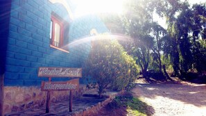 Front of property - Hostal Azul Humahuaca (Humahuaca)