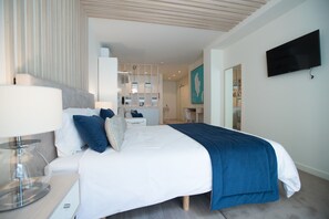 Studio | Soundproofing, iron/ironing board, cribs/infant beds, free WiFi - Almada Wine House (Porto)