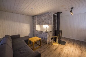 Cottage | Living area - Aurora Mountain Lodge (Lannavaara)
