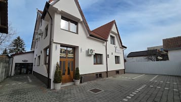 Eksterior