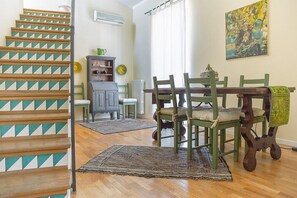 Apartment, 2 Bedrooms | Living room | Flat-screen TV, DVD player