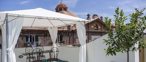 Apartment, 2 Bedrooms | Terrace/patio