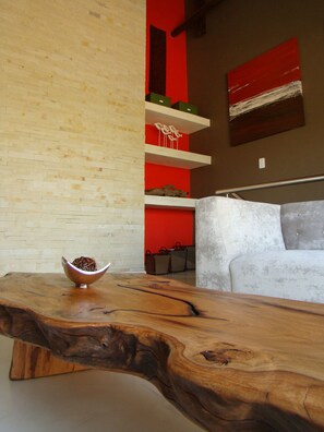 House, 3 Bedrooms | Living room