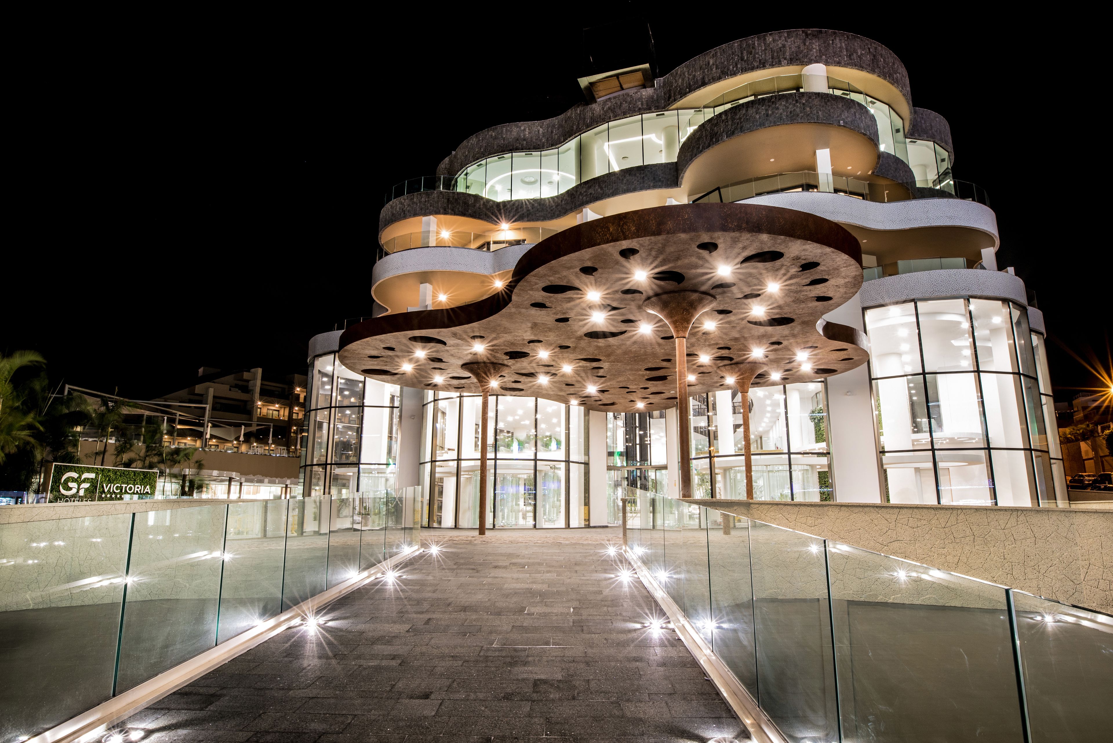 Façade de l’hébergement - soirée/nuit