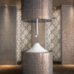 Espace de soins pour les couples, sauna, bain à remous, hammam