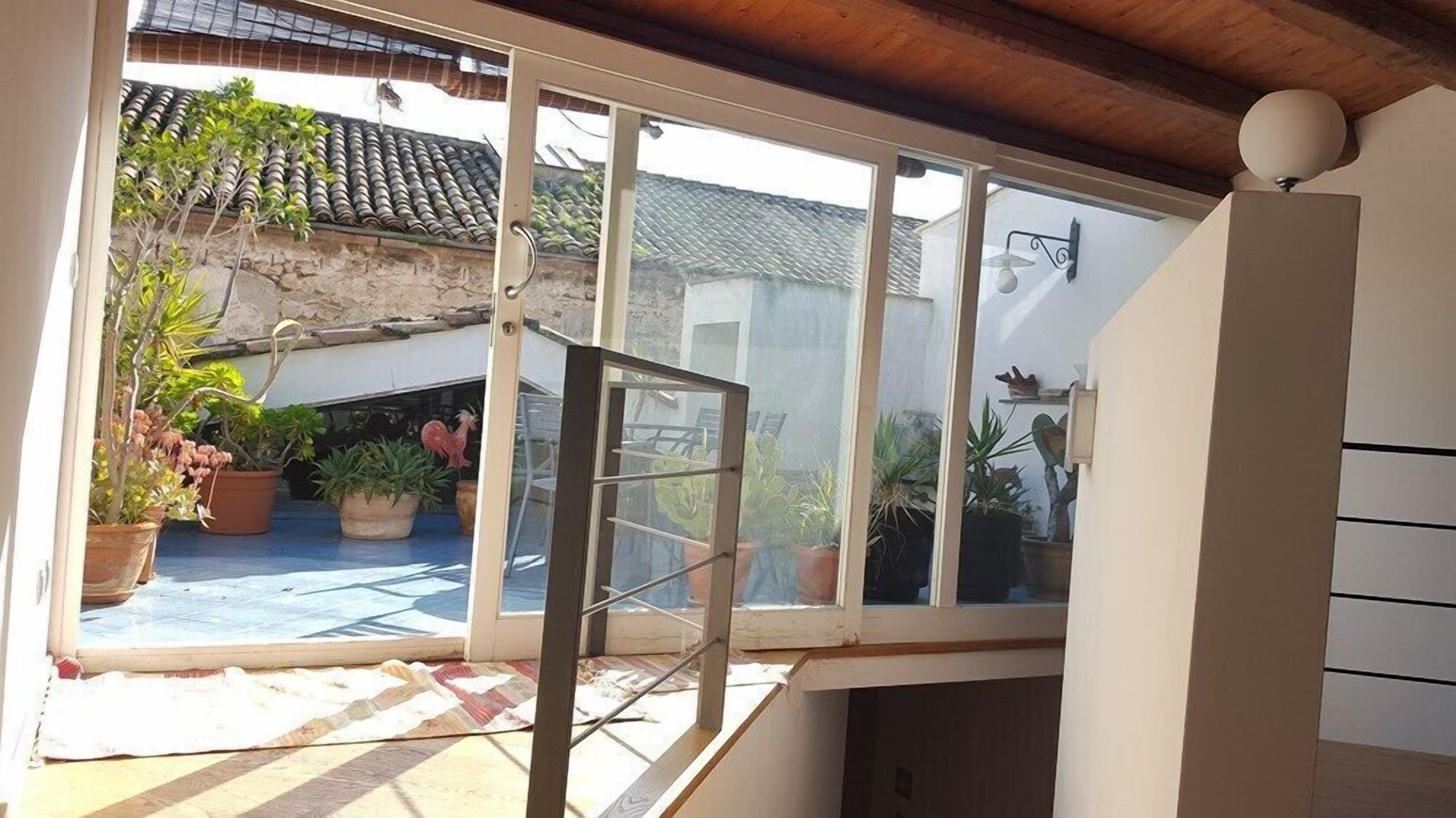 Appartement, 1 chambre, terrasse | Salle de séjour | Télévision, cheminée