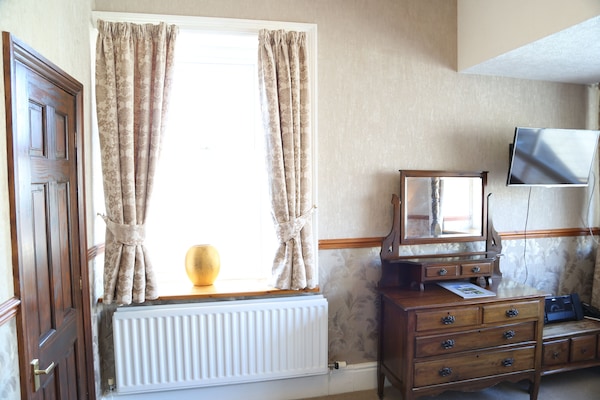 Individually furnished, desk, soundproofing, iron/ironing board