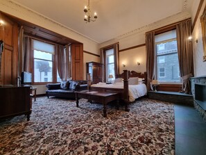 Executive Room, 1 King Bed, Park View | Individually furnished, desk, soundproofing, iron/ironing board - Keswick Park Hotel (Keswick)