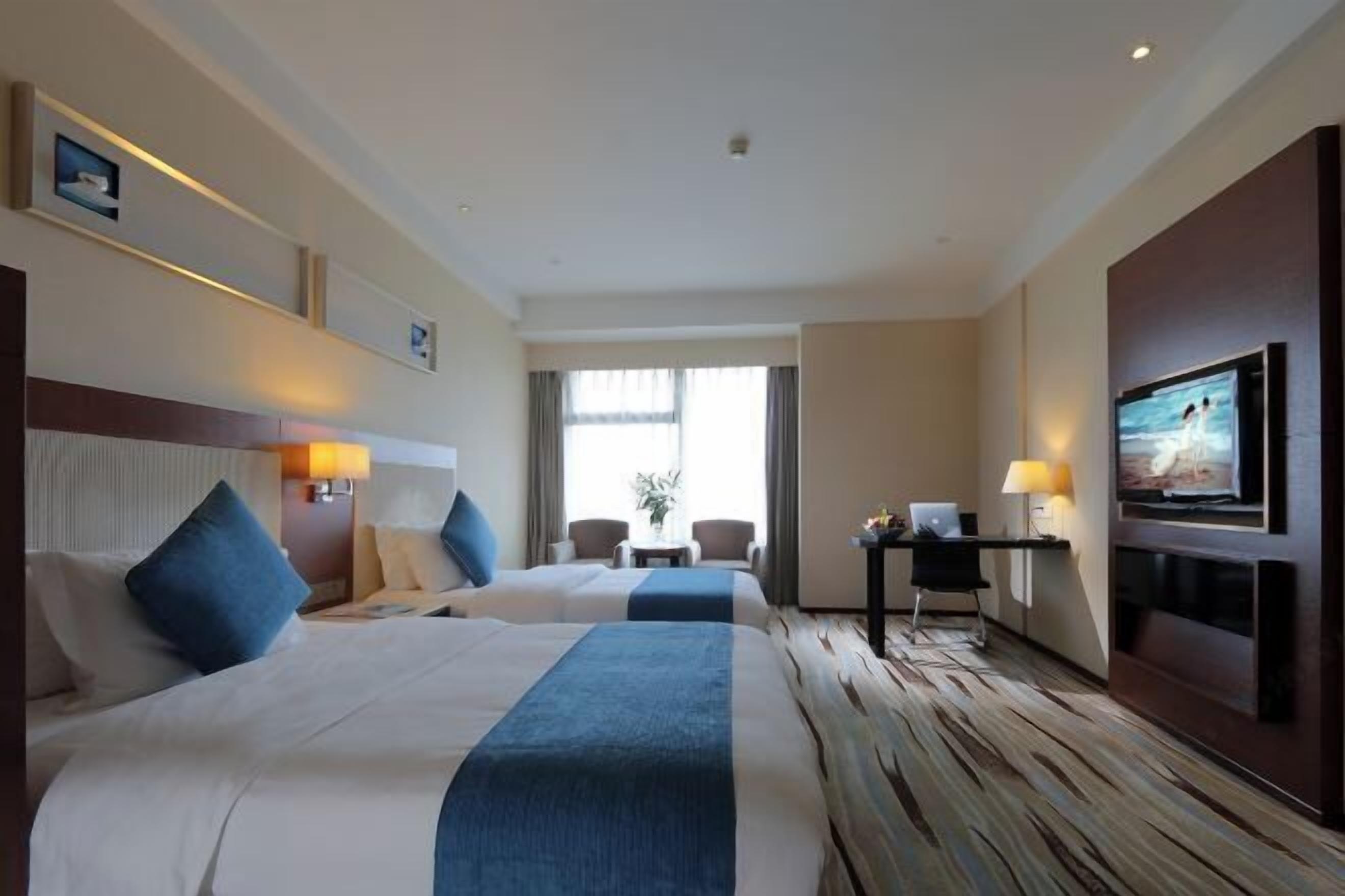 Desk, blackout drapes, rollaway beds, free WiFi