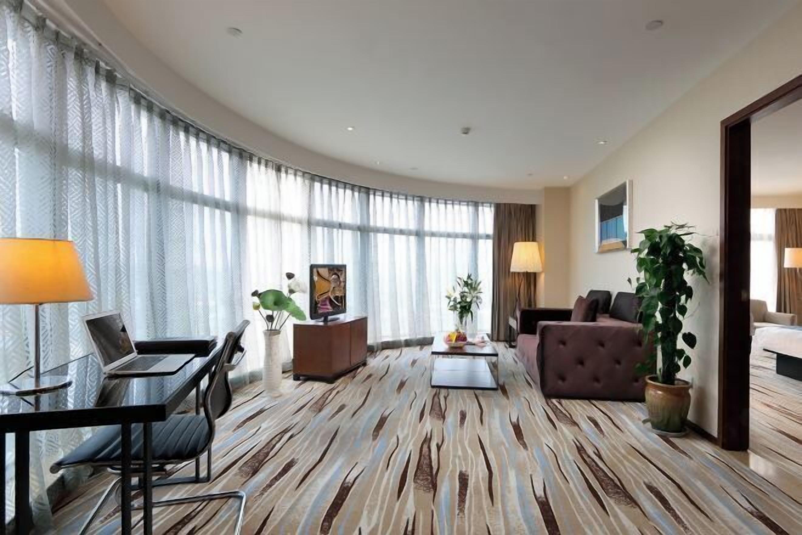 Desk, blackout drapes, rollaway beds, free WiFi