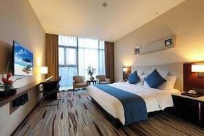 Desk, blackout curtains, rollaway beds, free WiFi