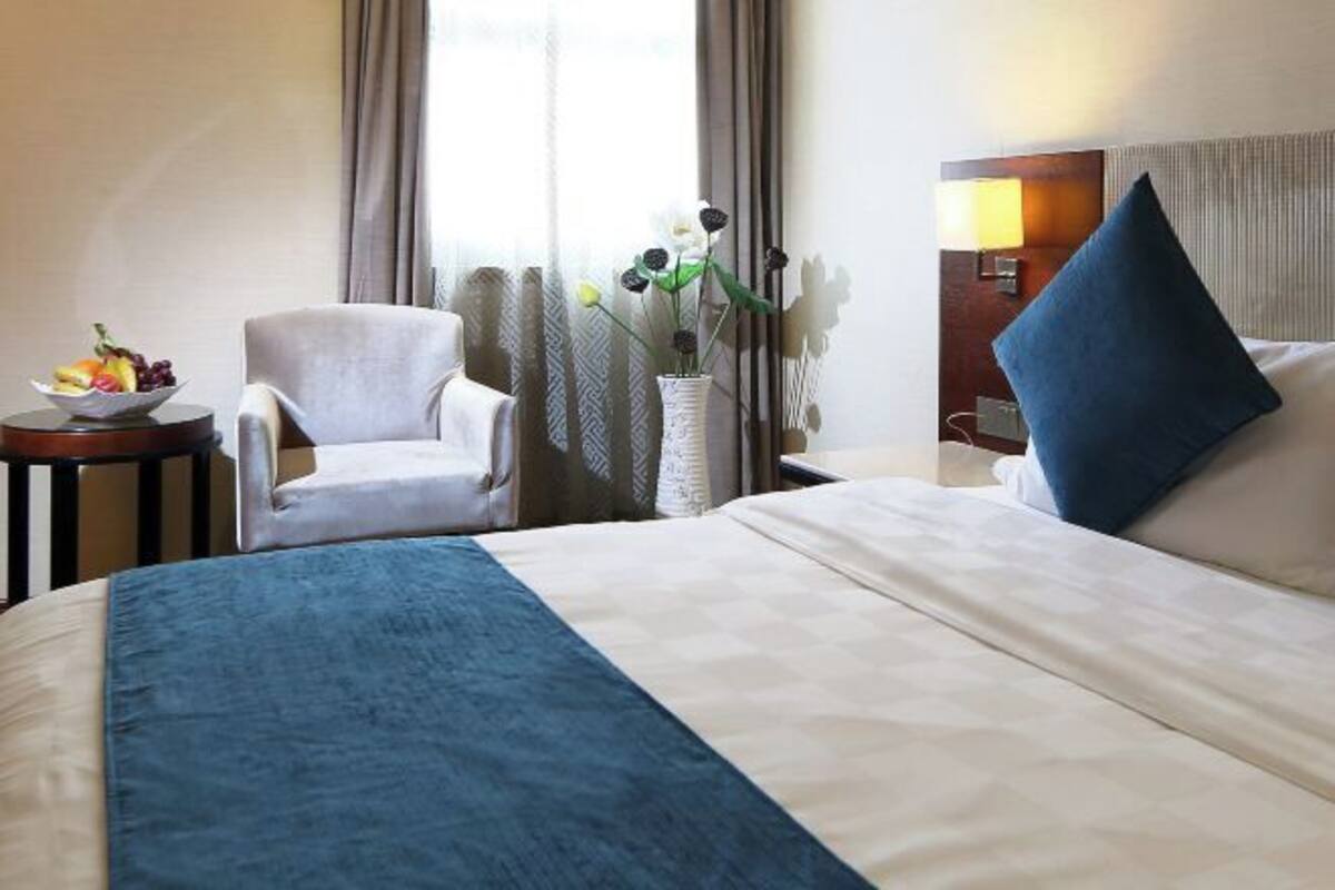 Skrivbord, mörklÀggningsgardiner, extrasÀngar och gratis wi-fi