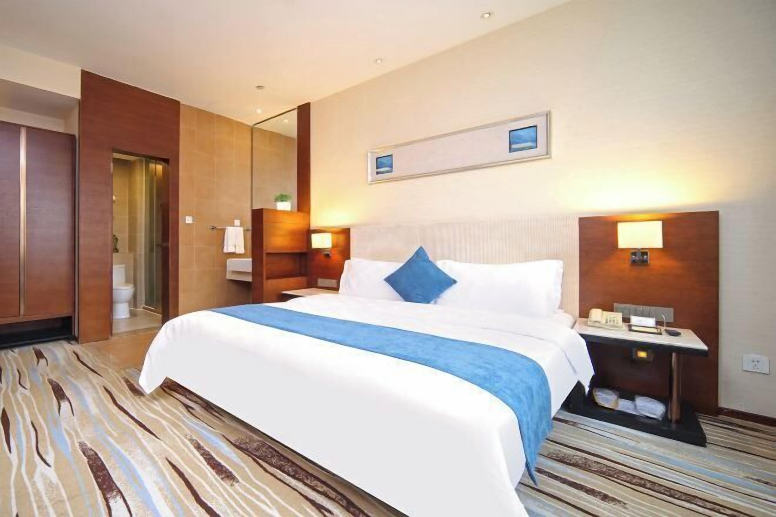 Desk, blackout drapes, rollaway beds, free WiFi