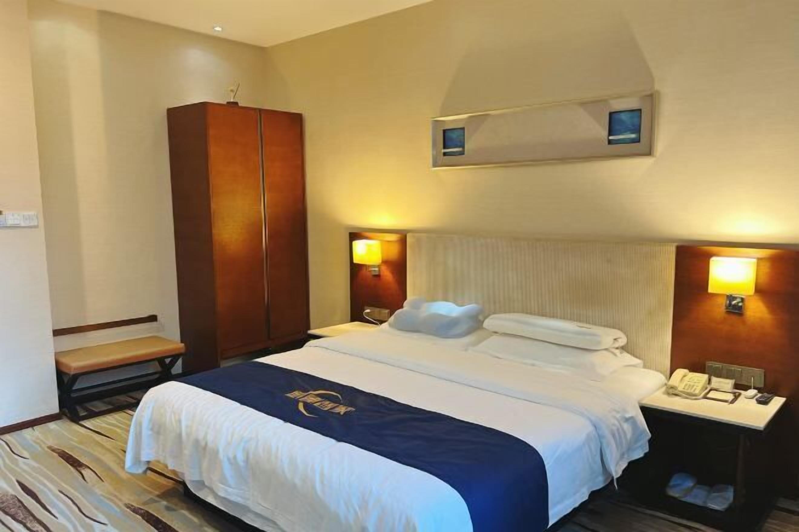 Desk, blackout drapes, rollaway beds, free WiFi