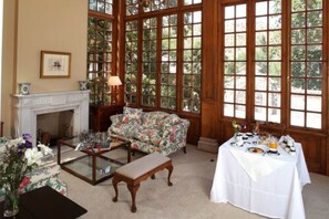 Suíte, 1 cama de casal | Roupas de cama premium, cofres nos quartos, individualmente decorados