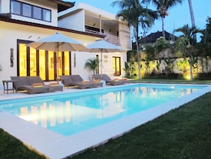 Outdoor pool - Aisha Family Villas-5Bedroom Private Pool (Seminyak)