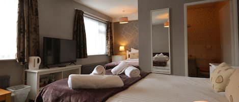 Standard Suite, Ensuite (1st floor room12(no lift)) | 1 bedroom