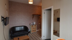 Unclassified image, 2 of 44, button - The Ransdale Hotel (Bridlington)