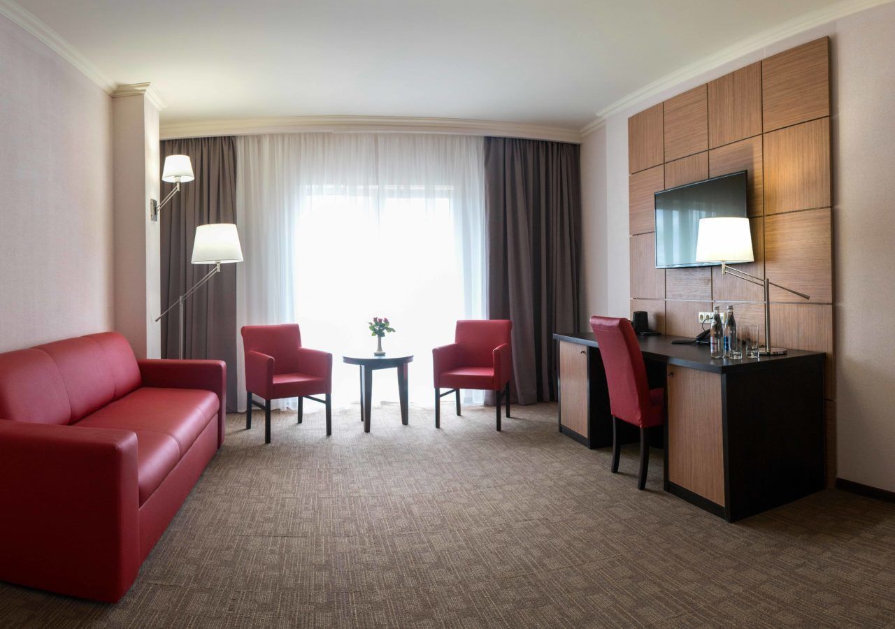 Suite, 1 habitación | Sala de estar | Una televisión de pantalla plana