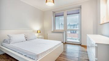 Premium Suite, 1 Bedroom, Non Smoking, Kitchenette | Living area | Flat-screen TV