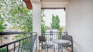 Suite Premium, 1 habitación, para no fumadores, cocineta | Balcón