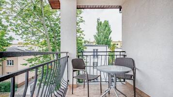 Premium Suite, 1 Bedroom, Non Smoking, Kitchenette | Balcony