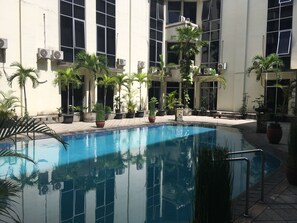 Outdoor pool - Perdana Wisata (Bandung)