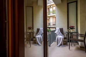 Balcony - Colours Apartments Budapest (Budapest)