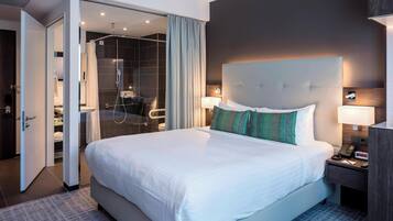 Pillow-top beds, in-room safe, desk, soundproofing