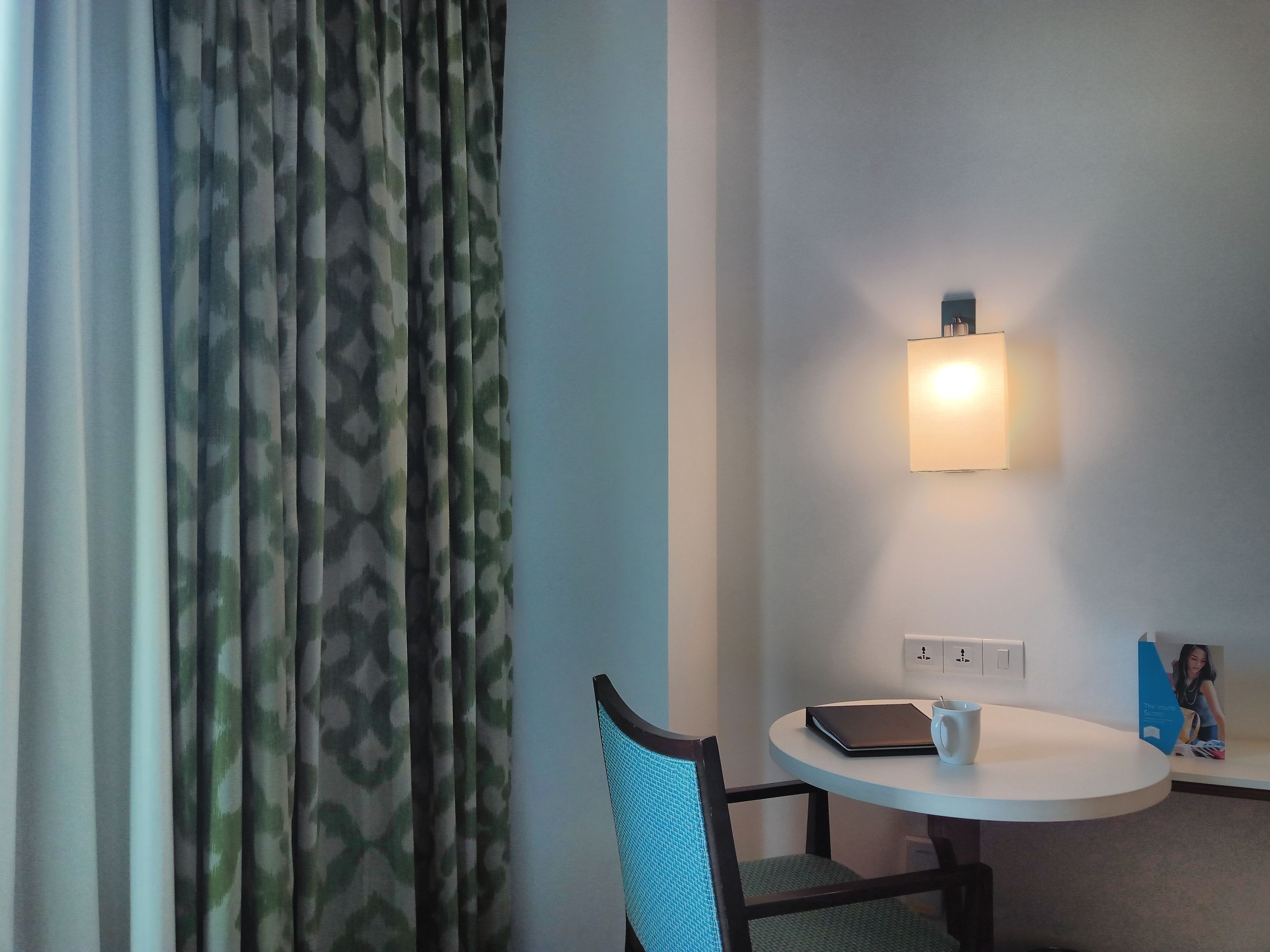 40-inch led tv with digital channels, tv