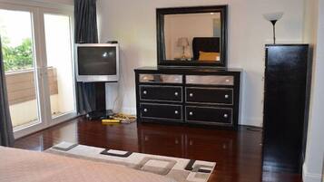 Villa, 3 Bedrooms | Room amenity