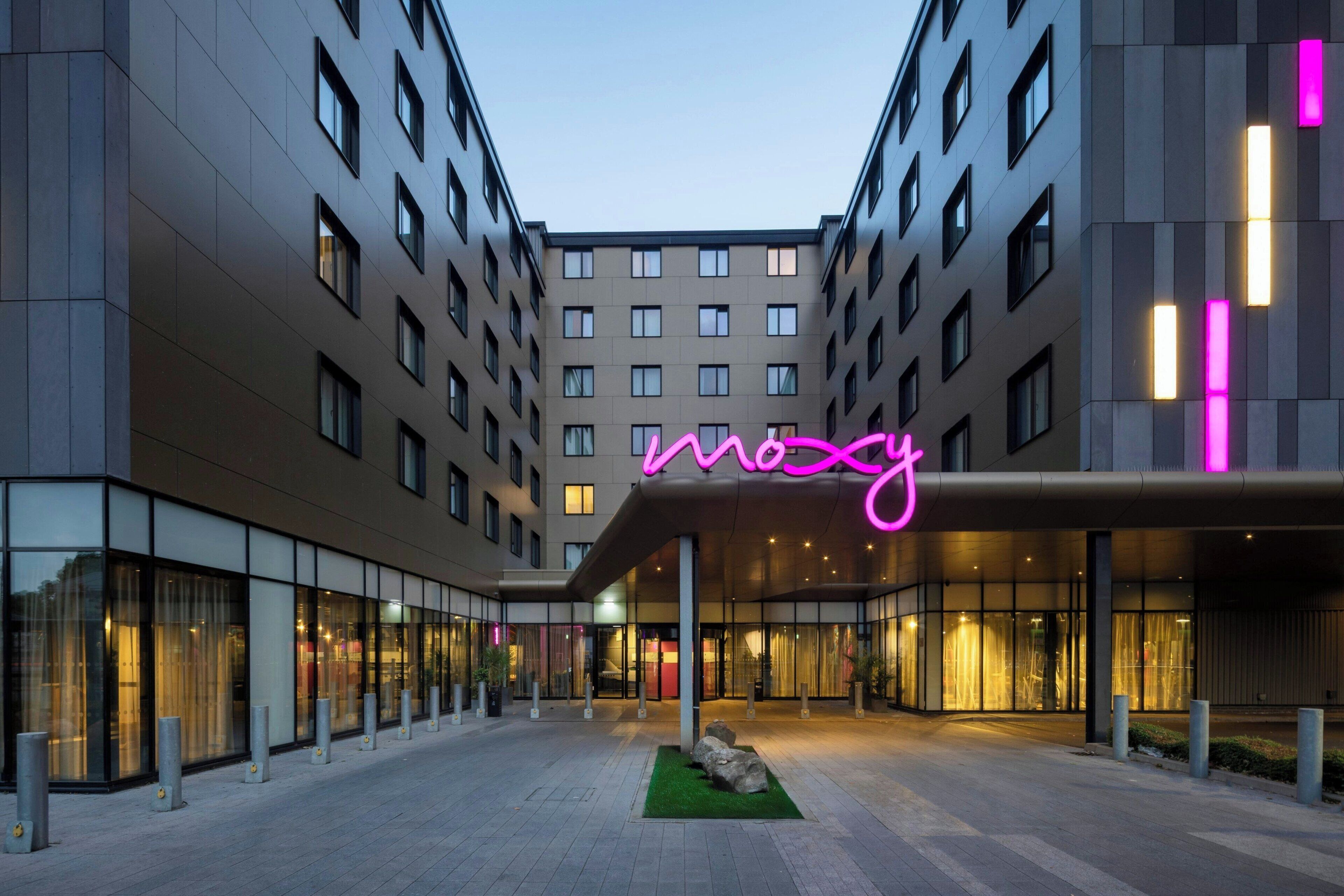 Photo - Moxy London Heathrow Airport