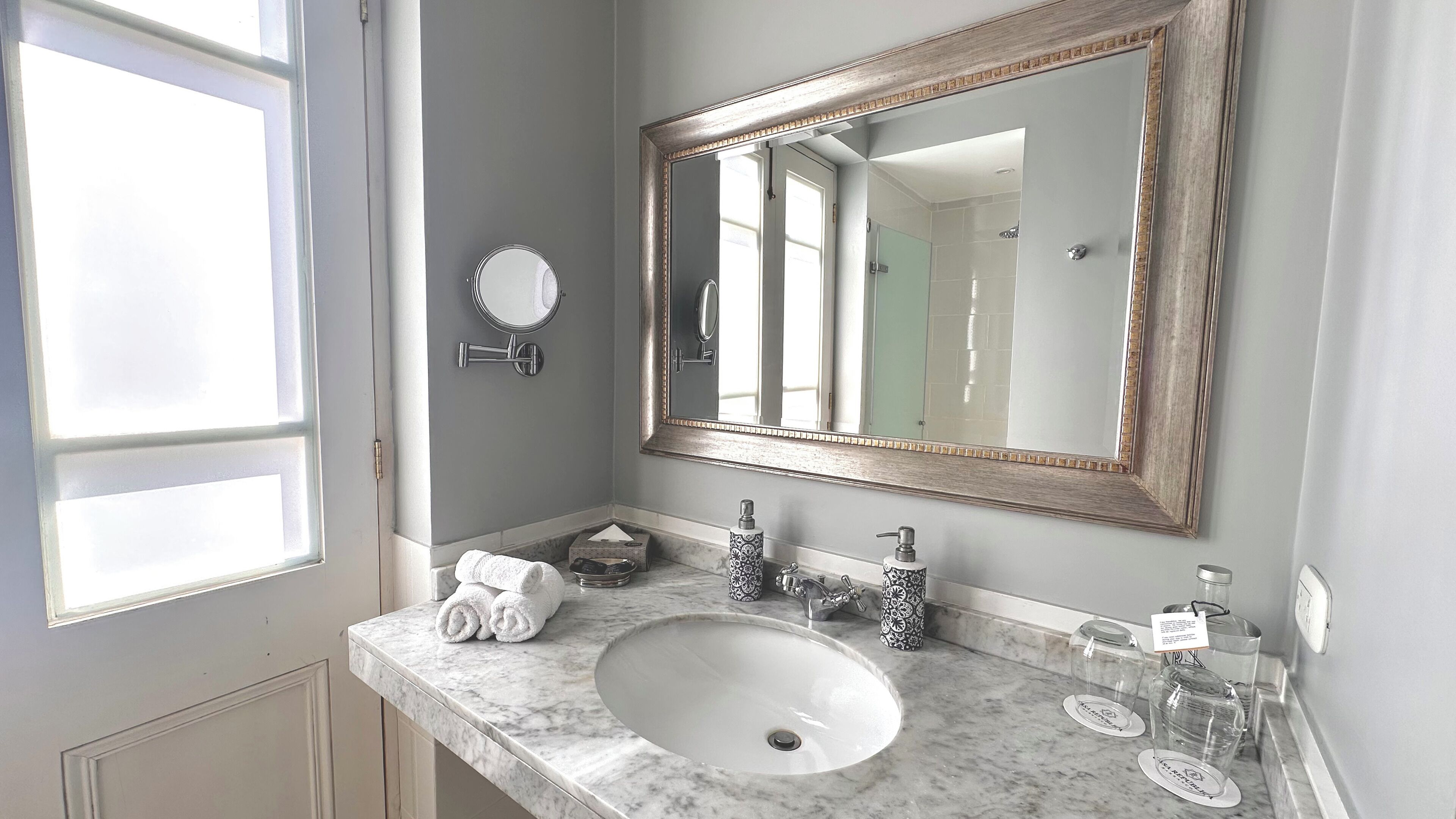 superior double or twin room, garden view | bathroom | free toiletries, hair dryer, slippers, towels