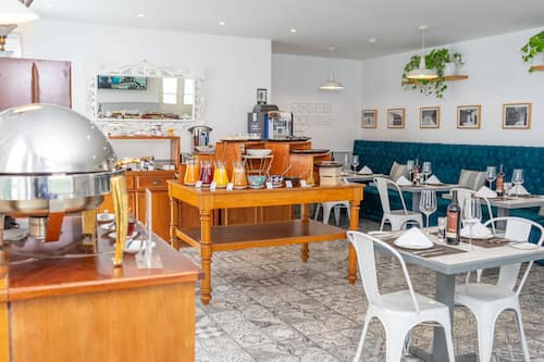 Desayuno buffet incluido todos los días