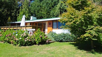 Coffres-forts dans les chambres, bureau, fer et planche Ă  repasser