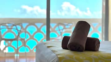Suíte estúdio luxo, sacada, vista para o mar | Roupas de cama premium