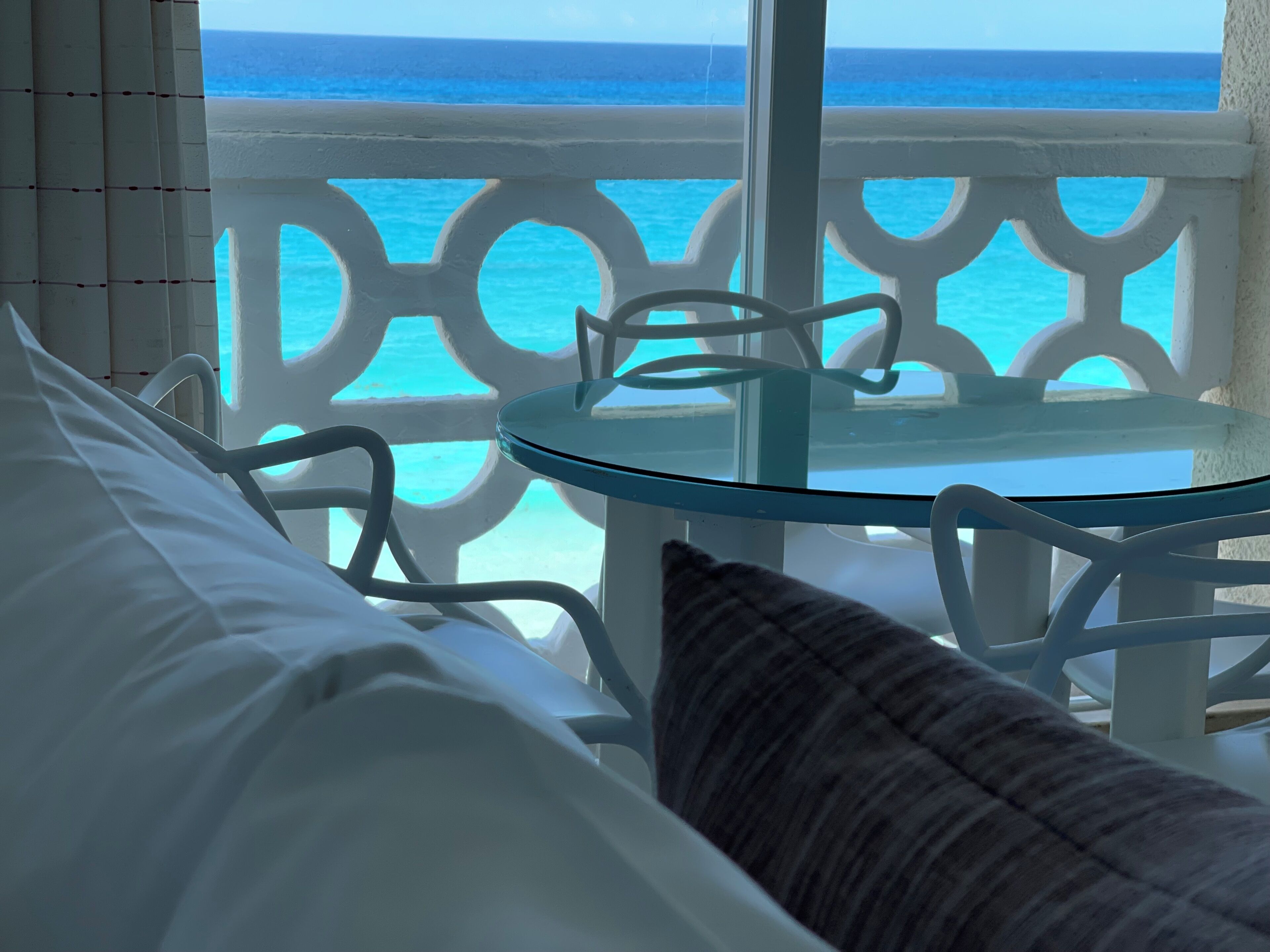 Panoramic Studio | Egyptian cotton sheets, premium bedding, Select Comfort beds, minibar