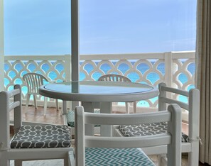 Studio có tầm nhìn toàn cảnh, ban công, quang cảnh biển | Quang cảnh biển