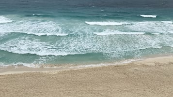 Panorama studio suite, 2 queensize bedden | Luxe beddengoed, pillowtop-bedden, een kluis op de kamer