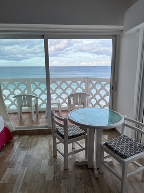 Panoramic Studio, Balcony, Sea View - Ocean View Apartments – Delicia (Cancun)