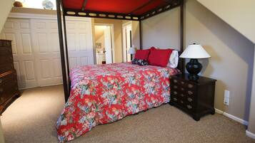 1 غرفة نوم ومكواة/لوح كي وواي فاي مجانًا وملاءات أسرّة