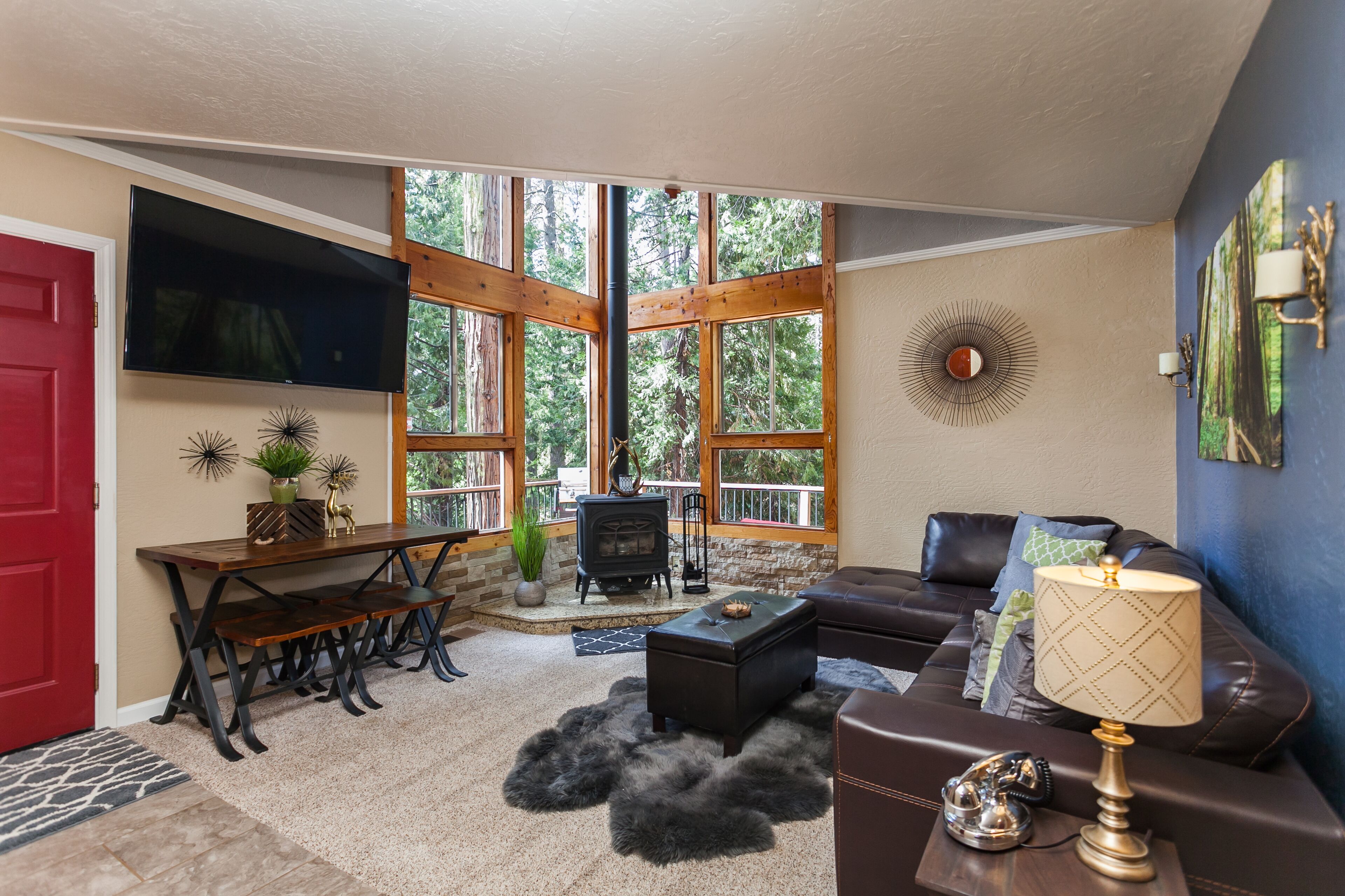 Sweet Retreat: Private Lake Access! Ski Dodge, Swim Pinecrest, Fast Wifi & Ac. - Long Barn, CA