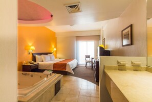 In-room safe, iron/ironing board, wheelchair access - Hg Hotel (Zapopan)