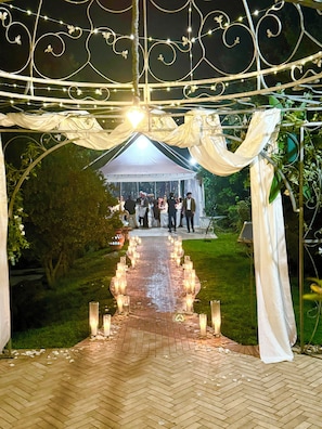 Espace de banquet à l’extérieur