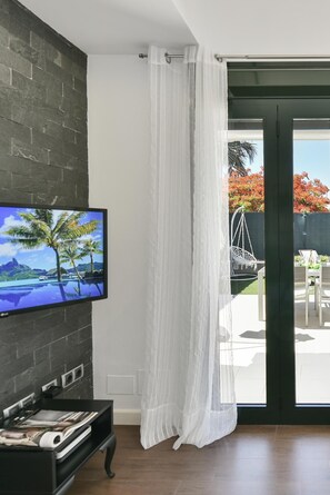 Interior - Maspalomas DS50 by VillaGranCanaria (San Bartolomé de Tirajana)