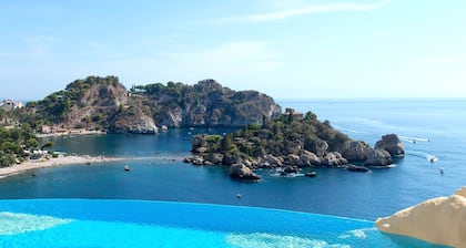 Emplacement superbe : Villa Ă Taormina (Isola Bella bay)